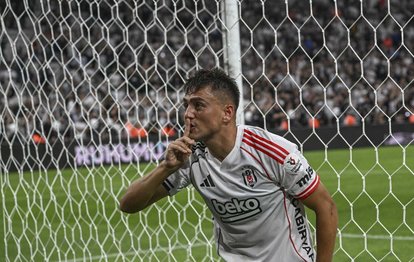 "Beşiktaş'ın Yıldızı Rıdvan Yılmaz, Galatasaray Derbisi İçin '4'te 4' Hedefliyor"