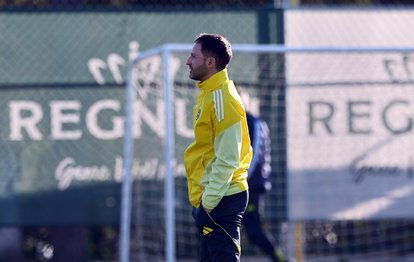 "Fenerbahçe, Antalyaspor Maçı Öncesi Final Hazırlıklarını Tamamladı: Teknik Direktör Tedesco'nun Son Düzeltmeleri"