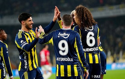 "Fenerbahçe'nin Gençlerbirliği'ni 3-1 Mağlup Ettiği Gecede Zirve Yürüyüşü Sürüyor!"