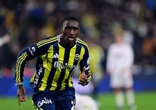 Fenerbahçe sezonu Başkent'te açıyor! İşte İsmail Kartal'ın Gençlerbirliği maçı muhtemel 11'i!