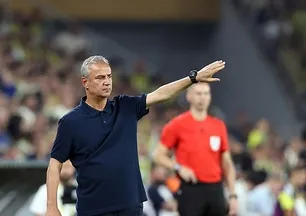 Spor yazarları Sturm Graz-Fenerbahçe maçını yorumladı!